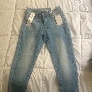 High Rise skinny Jeans NEW